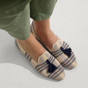 NWOT Rothy's Almond Tassel Loafer With Beige and Navy Spring Plaid 9